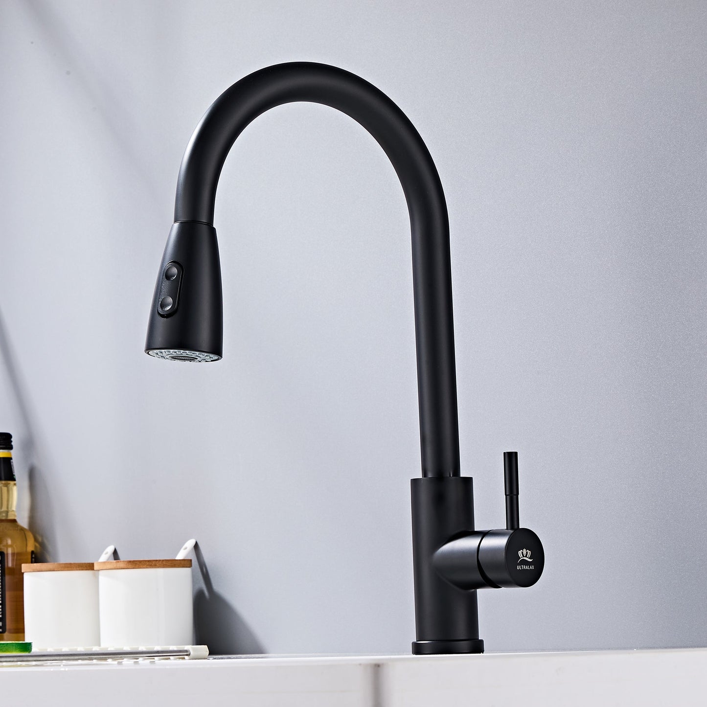 Matt Black Momo Pull Out Kitchen Mixer Tap