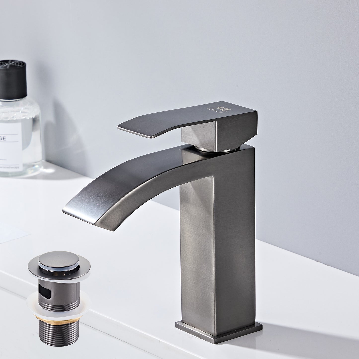 Grey Cloakroom Basin Tap & Waste