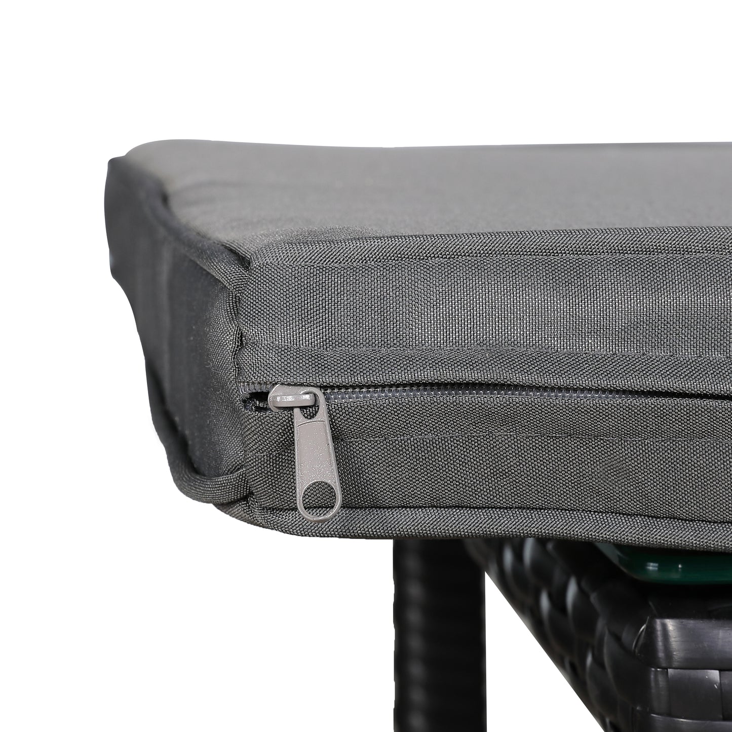 Max Mice Wicker Raised Dog House / Rattan Dog Bed for Indoor/Outdoor with Removable Roof and Cushion in Grey