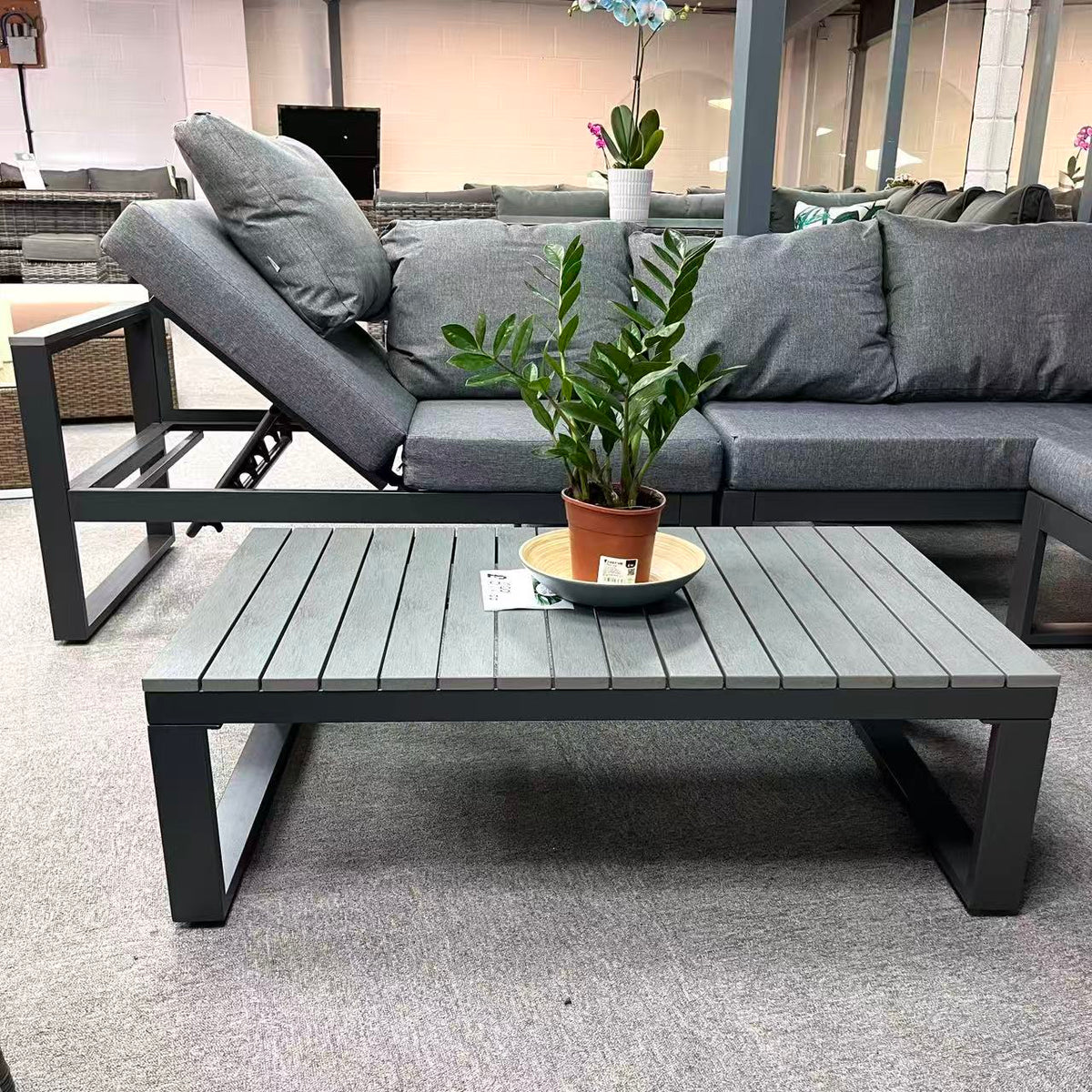 CK-03 Dune Range RHF Corner Set Charcoal Aluminium Frame With Grey Cushions