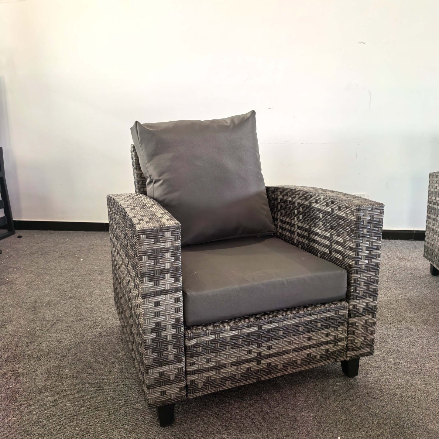 #AL-20 Floor Sample Clearance Sale-Rattan  Sofa Set with Coffee Table