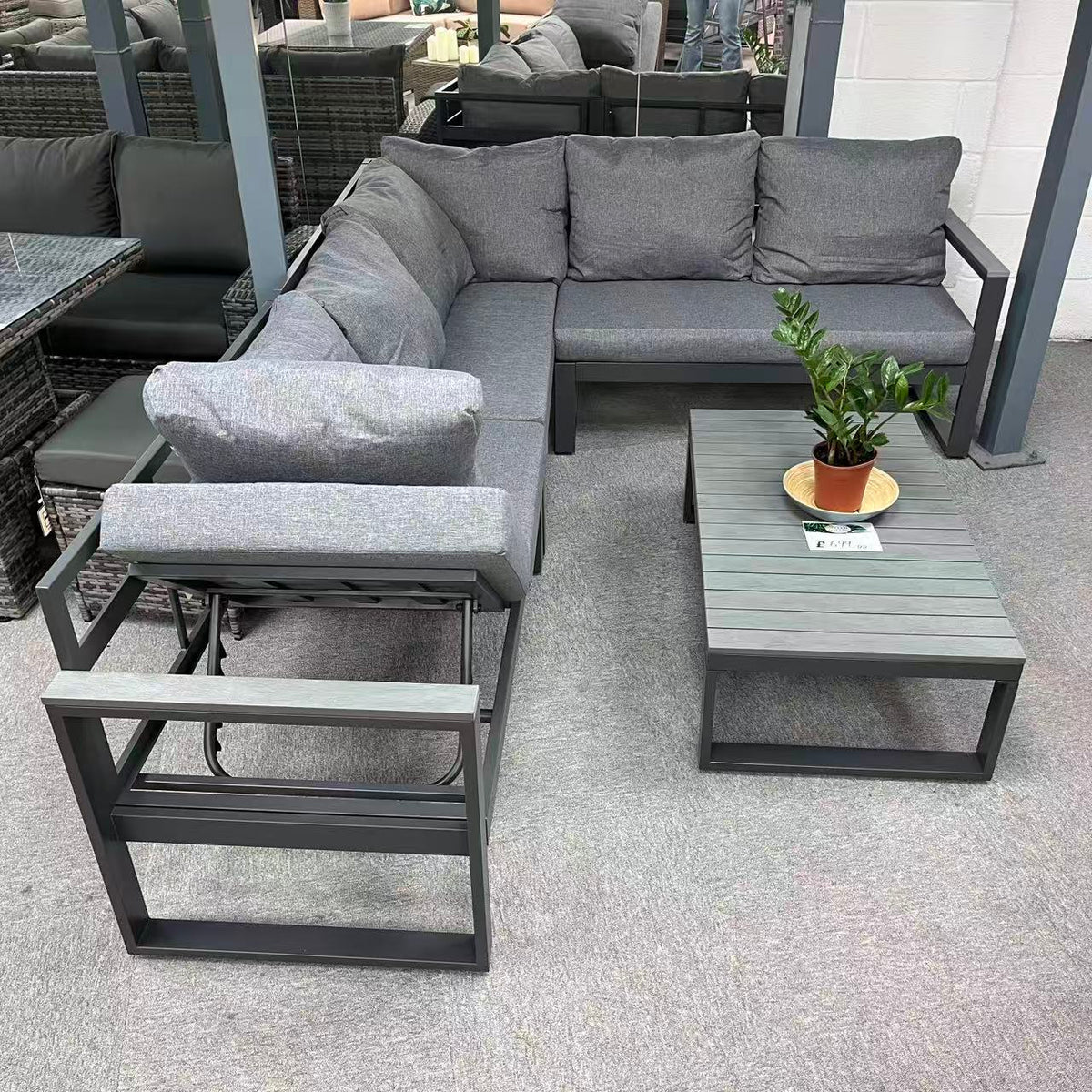 CK-03 Dune Range RHF Corner Set Charcoal Aluminium Frame With Grey Cushions