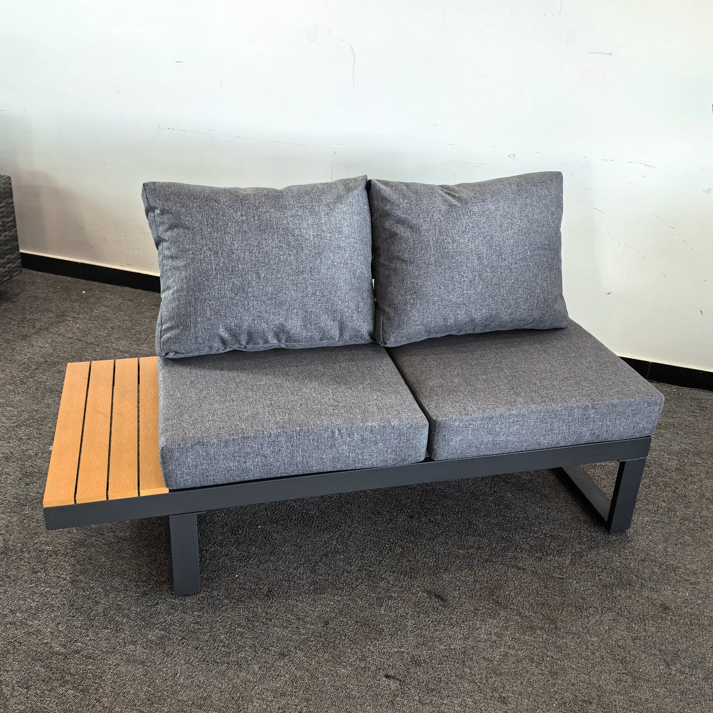 #AL-21 Floor Sample Clearance Sale-Aluminium Corner Sofa Set with CoffeeTable
